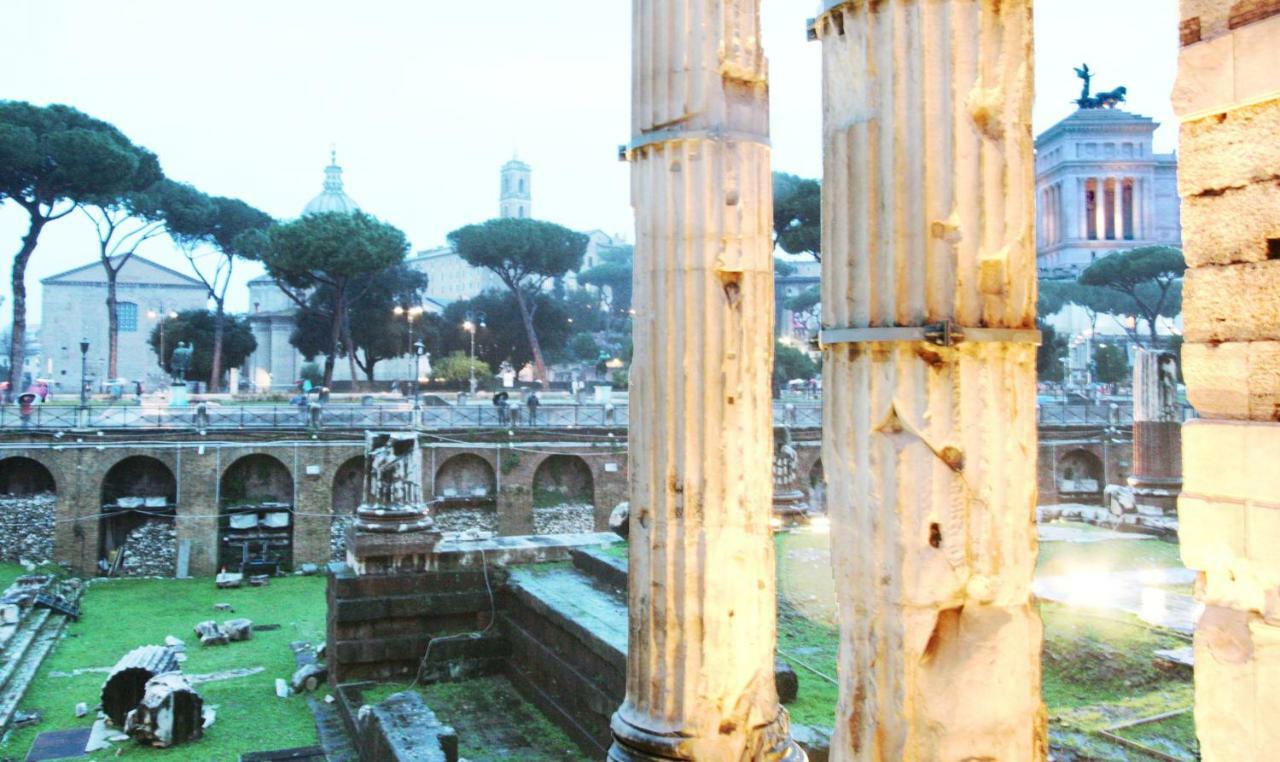 Roma Center Fori Imperiali Raffy'S Charming Suite Exterior photo